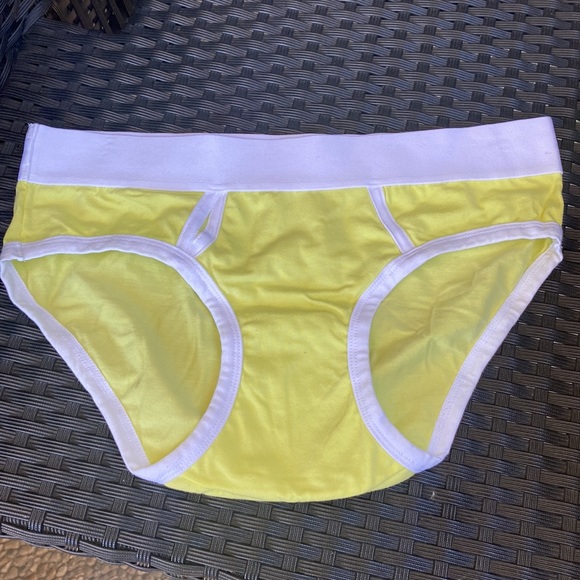 3 pairs brand new underwear Tinkerbell print and lime green colour size medium - Picture 7 of 9